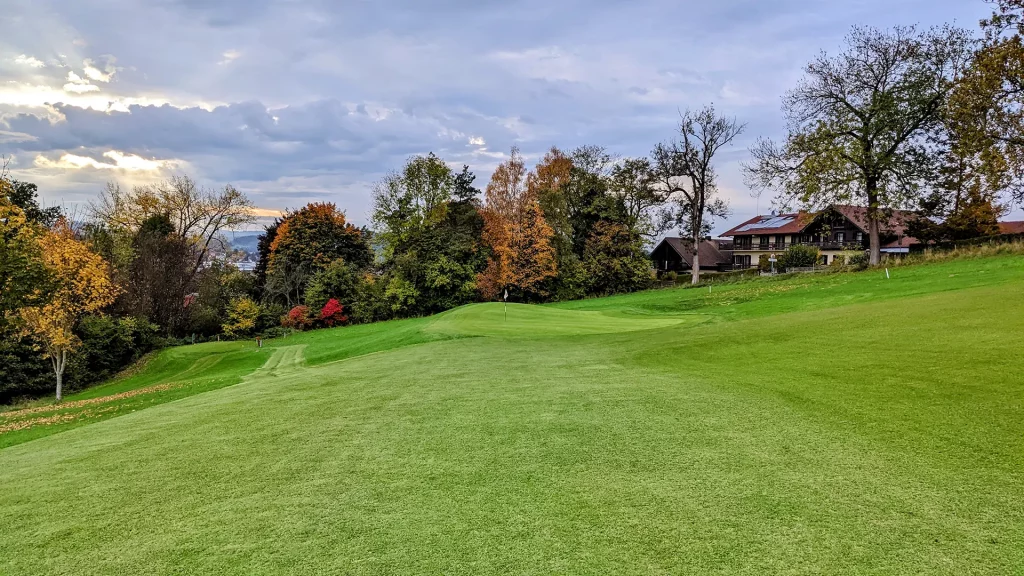 Allgäu Schloßgut Lenzfried Golfplatz Henrbst