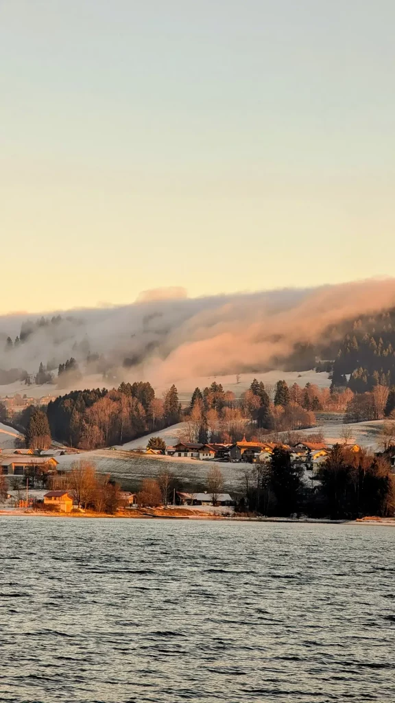 Allgäu Rotachsee Sonnenuntergang Winter Schnee Nebel